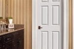 door moulding installer