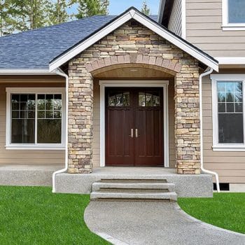 What kind of front door is the bet door