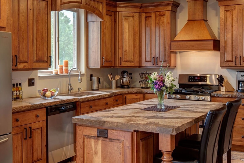 Picture of Soft Closing Cabinets - Builders Outlet
